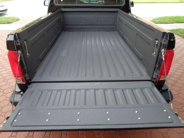 1992 Ford F-150 XLT LARIAT NITE 4X4 - photo 8