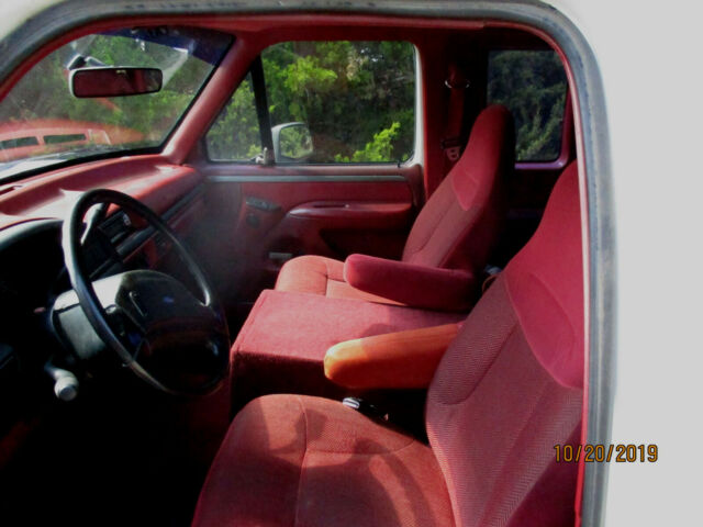 1992 Ford F-150 XLT - photo 8