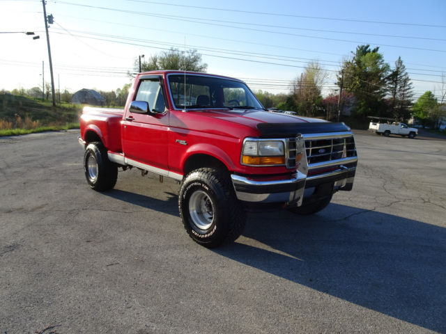 1992 Ford F-150 Custom Standard Cab Pickup 2-Door - photo 8