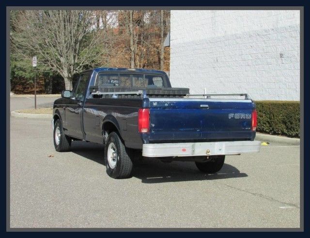 1992 Ford F-150 North Carolina Pick up Truck 8 Ft Bed - photo 12