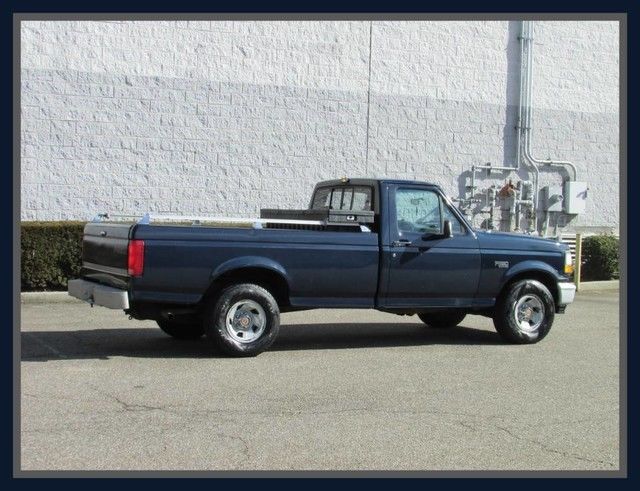 1992 Ford F-150 North Carolina Pick up Truck 8 Ft Bed - photo 6