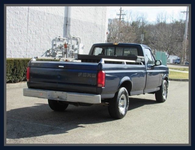 1992 Ford F-150 North Carolina Pick up Truck 8 Ft Bed - photo 8