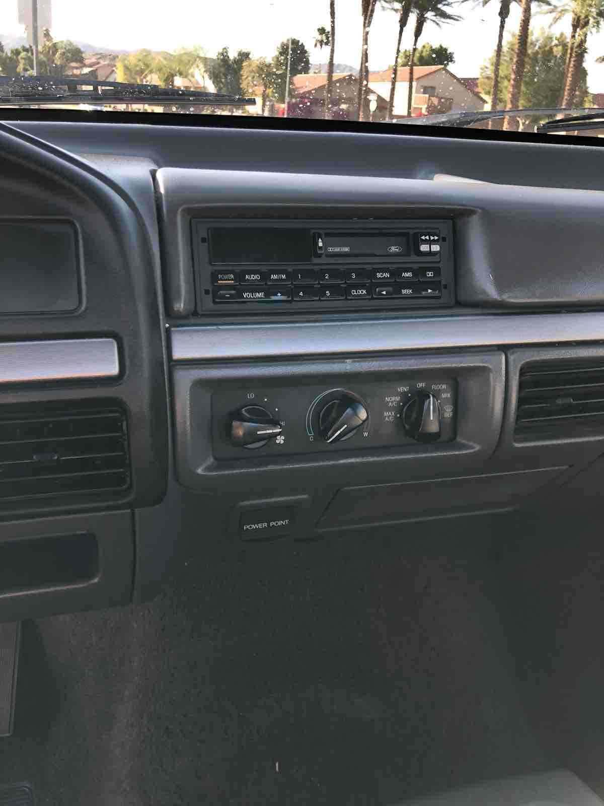 1992 Ford F-150 - photo 7