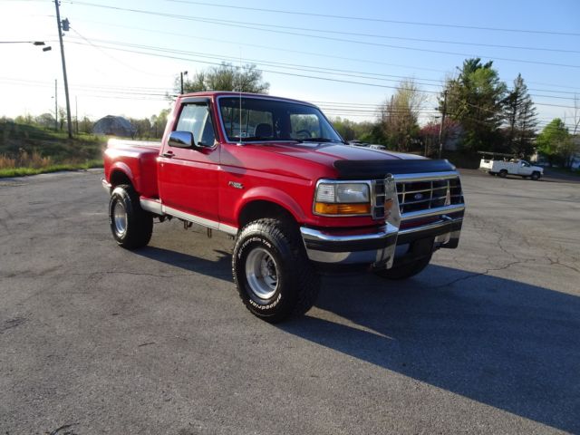 1992 Ford F-150 Custom Standard Cab Pickup 2-Door - photo 7