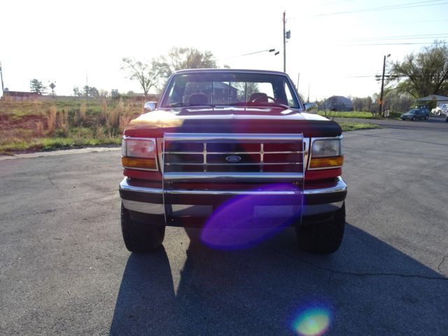 1992 Ford F-150 Custom Standard Cab Pickup 2-Door - photo 8