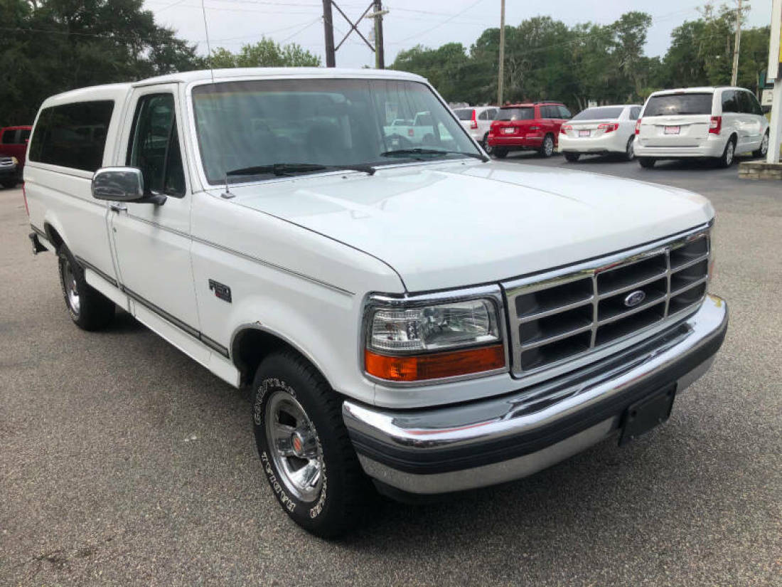 1992 Ford F-150 XLT Lariat 2dr Standard Cab LB - photo 8