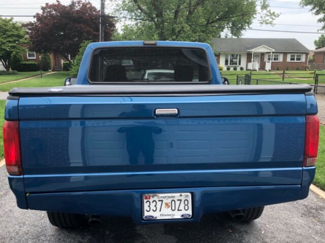 1992 Ford F-150 Custom - photo 4