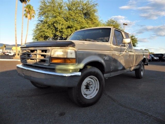 1992 Ford F-250 HD SuperCab 2WD - photo 2