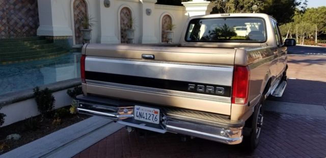 1992 Ford F-250 XLT SUPER CAB - photo 2