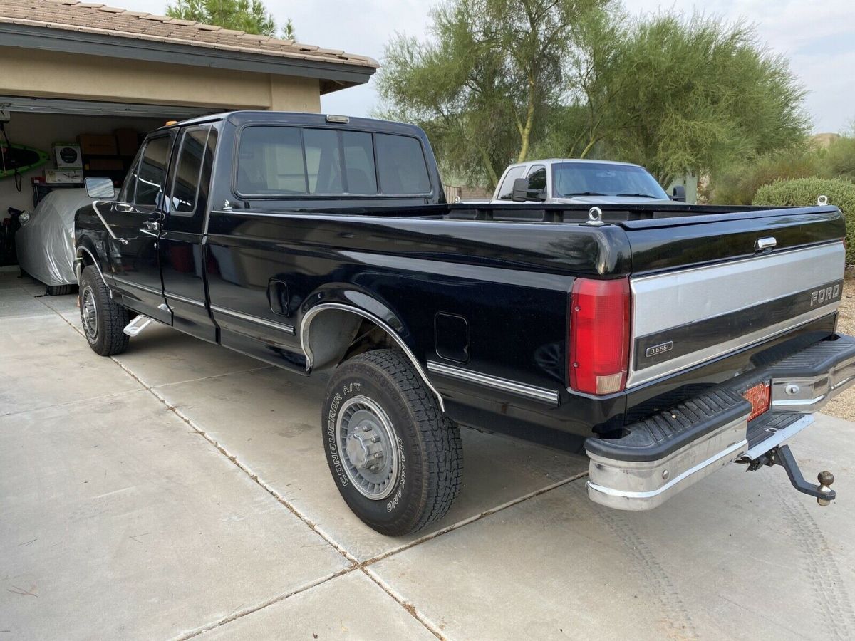 1992 Ford F-250 Pickup Black 4WD Automatic 1992 Ford F-250