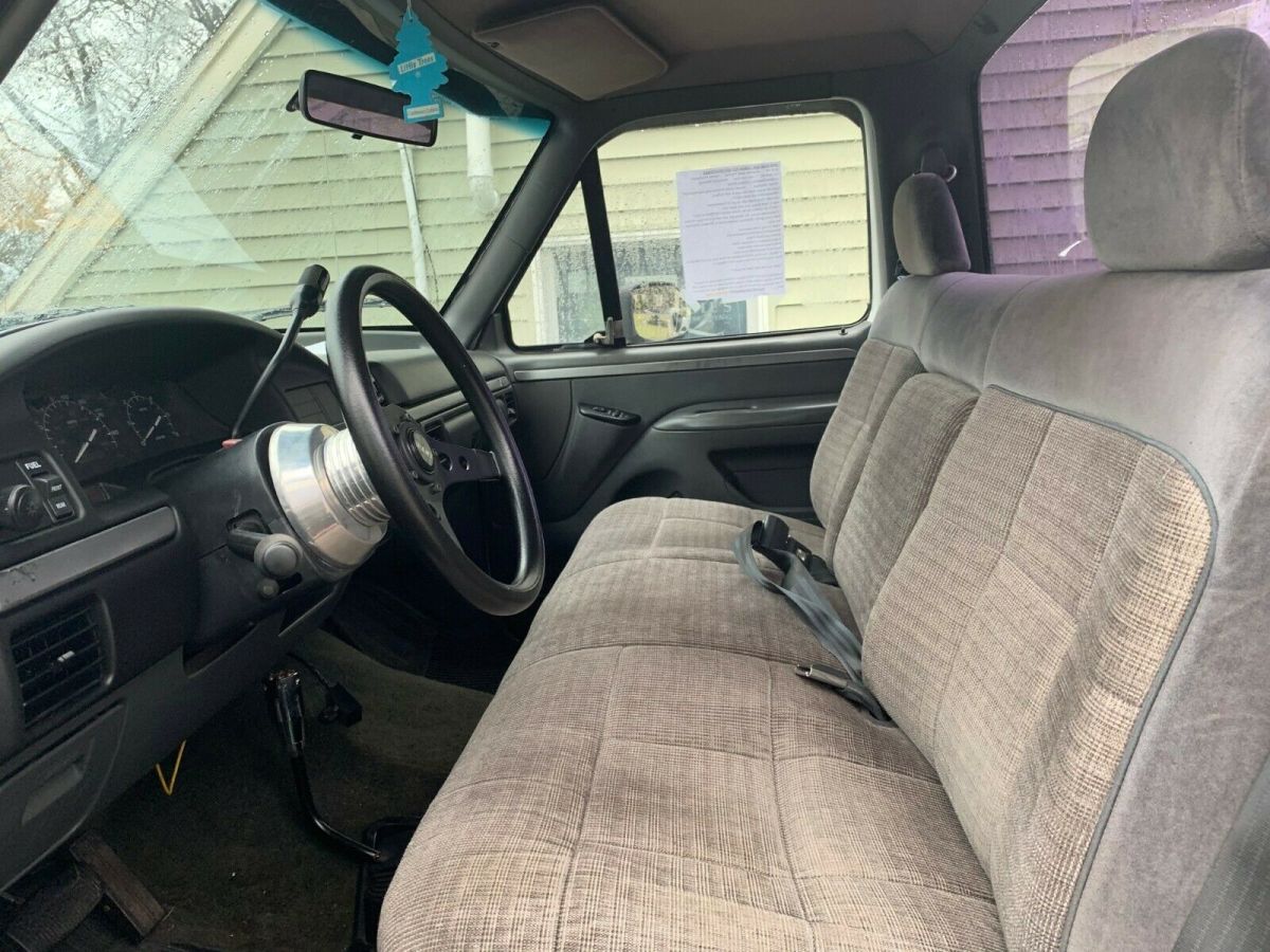 1992 Ford F-250 XLT - photo 12