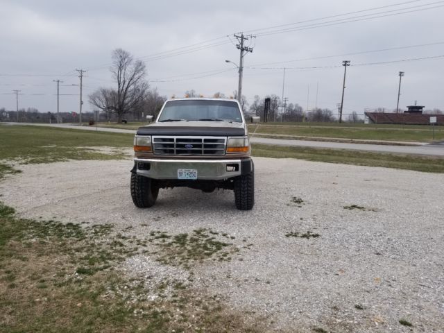 1992 Ford F-250 XLT - photo 2
