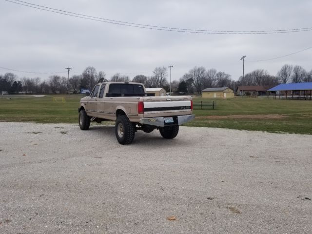 1992 Ford F-250 XLT - photo 4