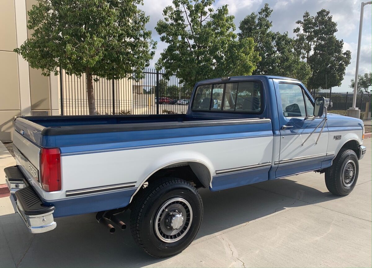 1992 Ford F-250 XLT - photo 3