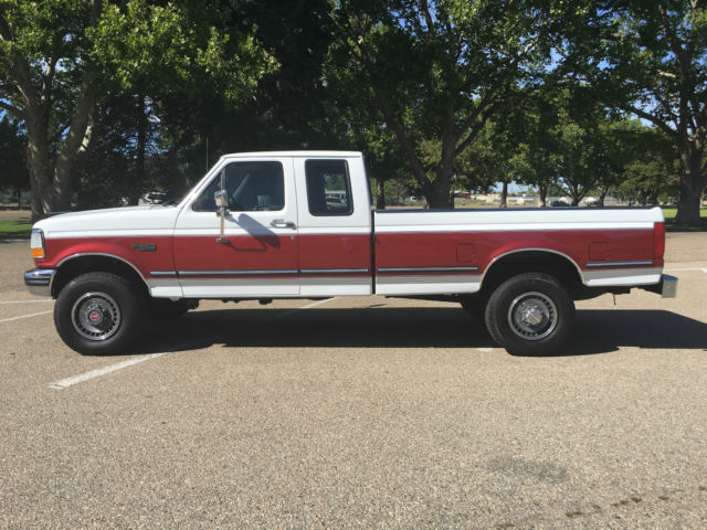 1992 Ford F-250 XLT 4x4 Extended Cab Pickup Manual 69,000 Original miles 1 owner 1992 Ford F-250 XLT