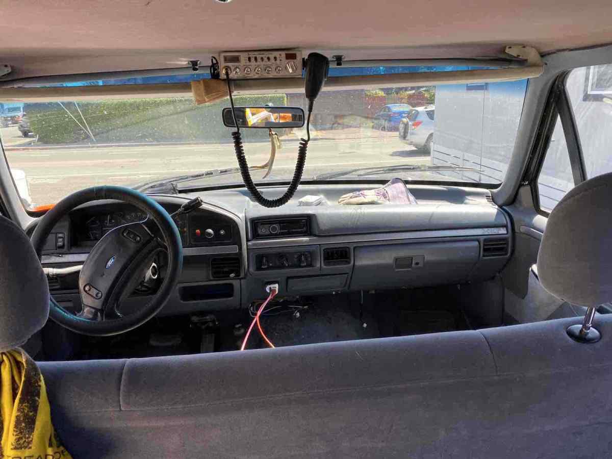 1992 Ford F-350 - photo 10