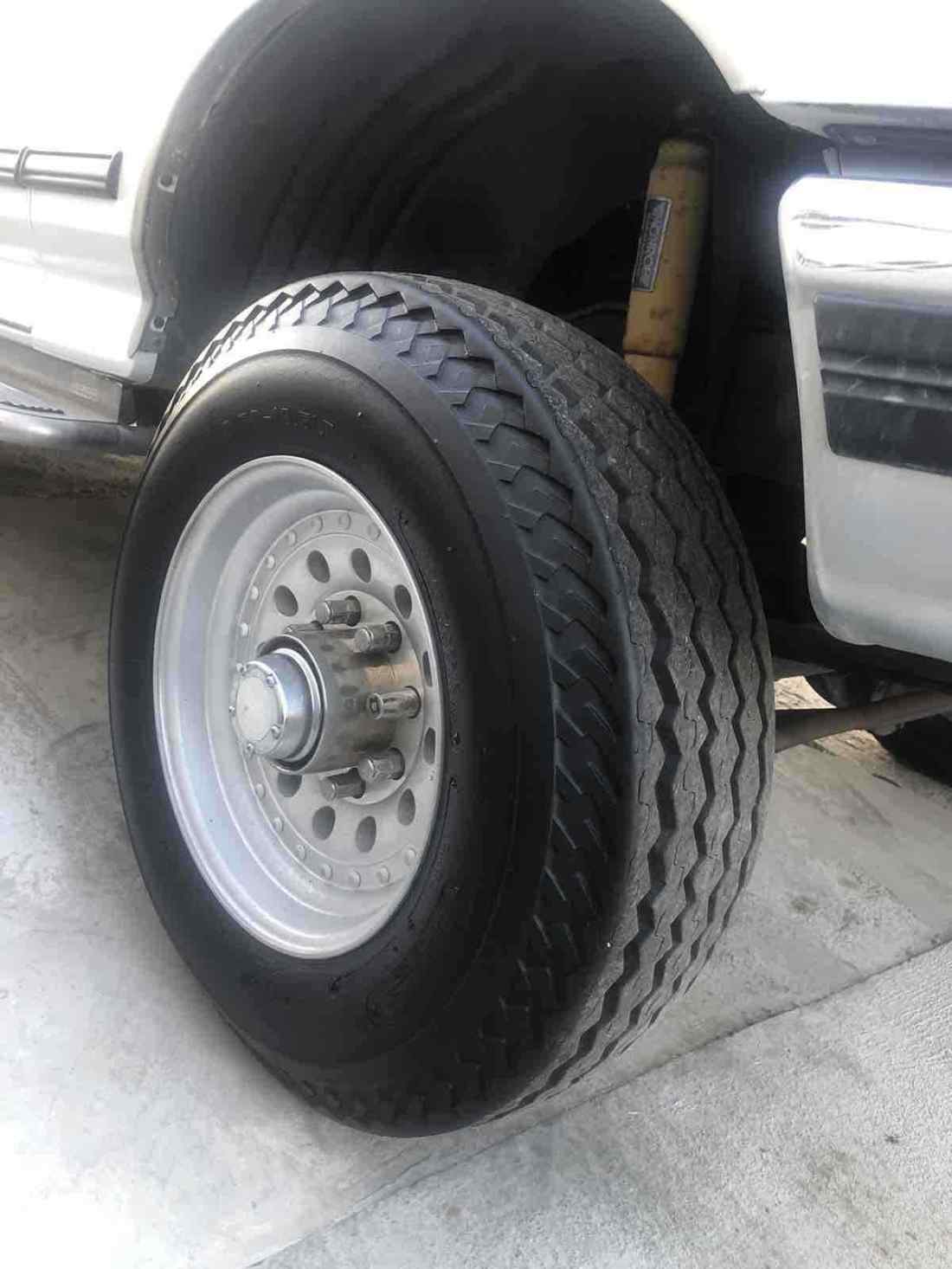 1992 Ford F-350 - photo 7