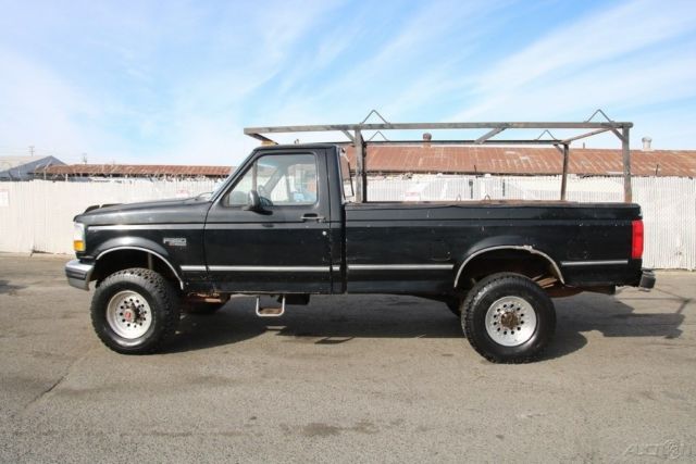 1992 Ford F-350 XLT - photo 2