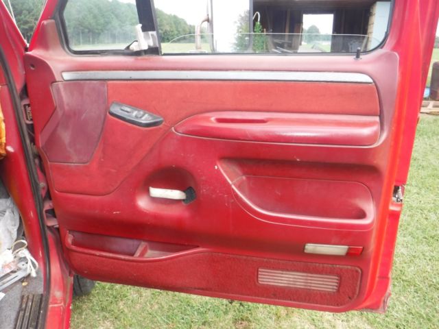 1992 Ford F-450 - photo 12