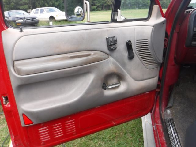 1992 Ford F-450 - photo 13