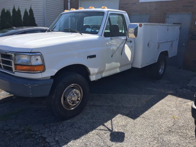 1992 Ford F-450 Duel rear wheels - photo 4