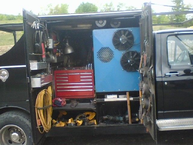 1992 Ford F-450 XLT - photo 2