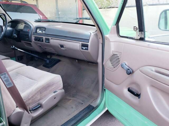 1992 Ford F-150 Custom - photo 12