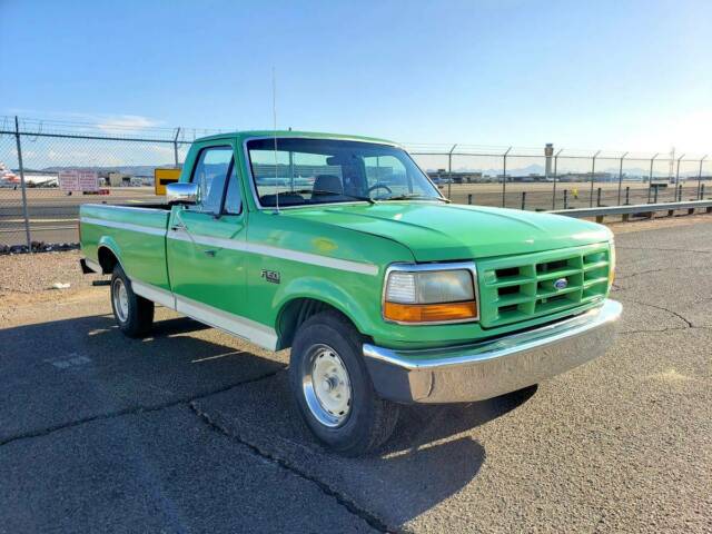 1992 Ford F-150 Custom - photo 5