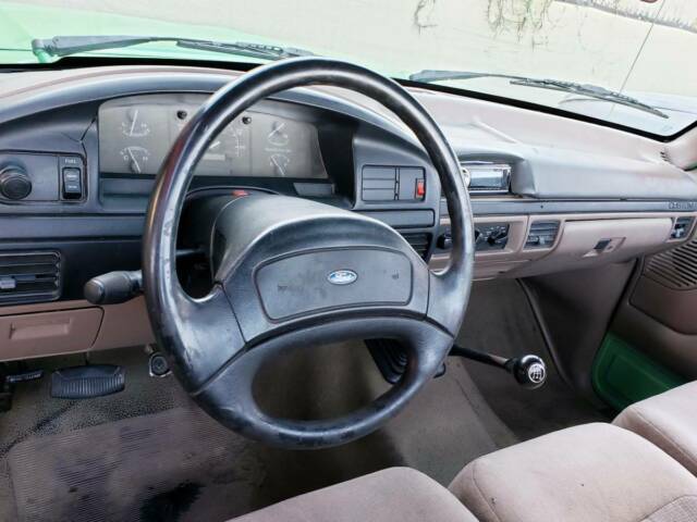 1992 Ford F-150 Custom - photo 8