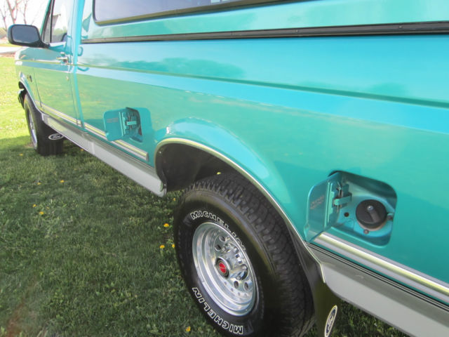 1992 Ford F-150 Custom Special Edition - photo 11