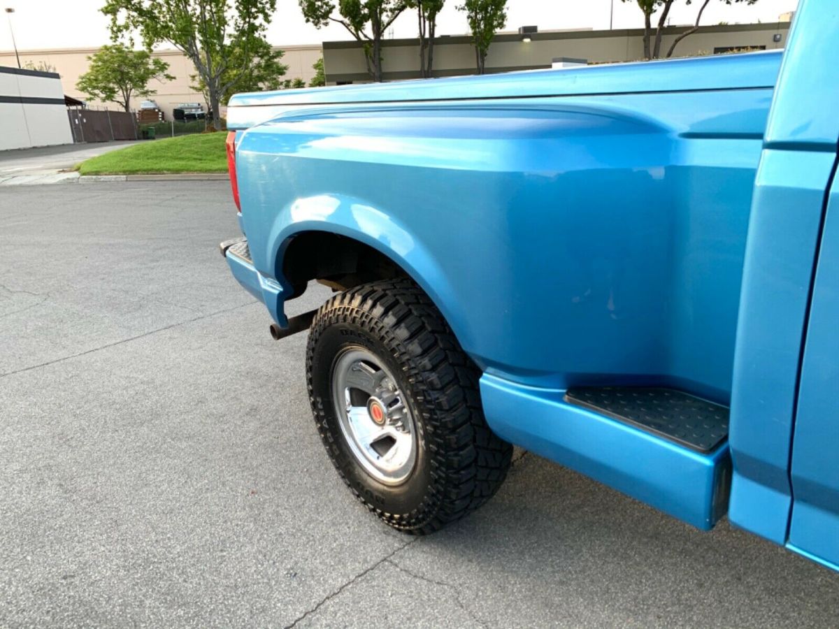 1992 Ford F-150 XLT FLARESIDE 4x4 SHORTBED PICKUP - photo 13
