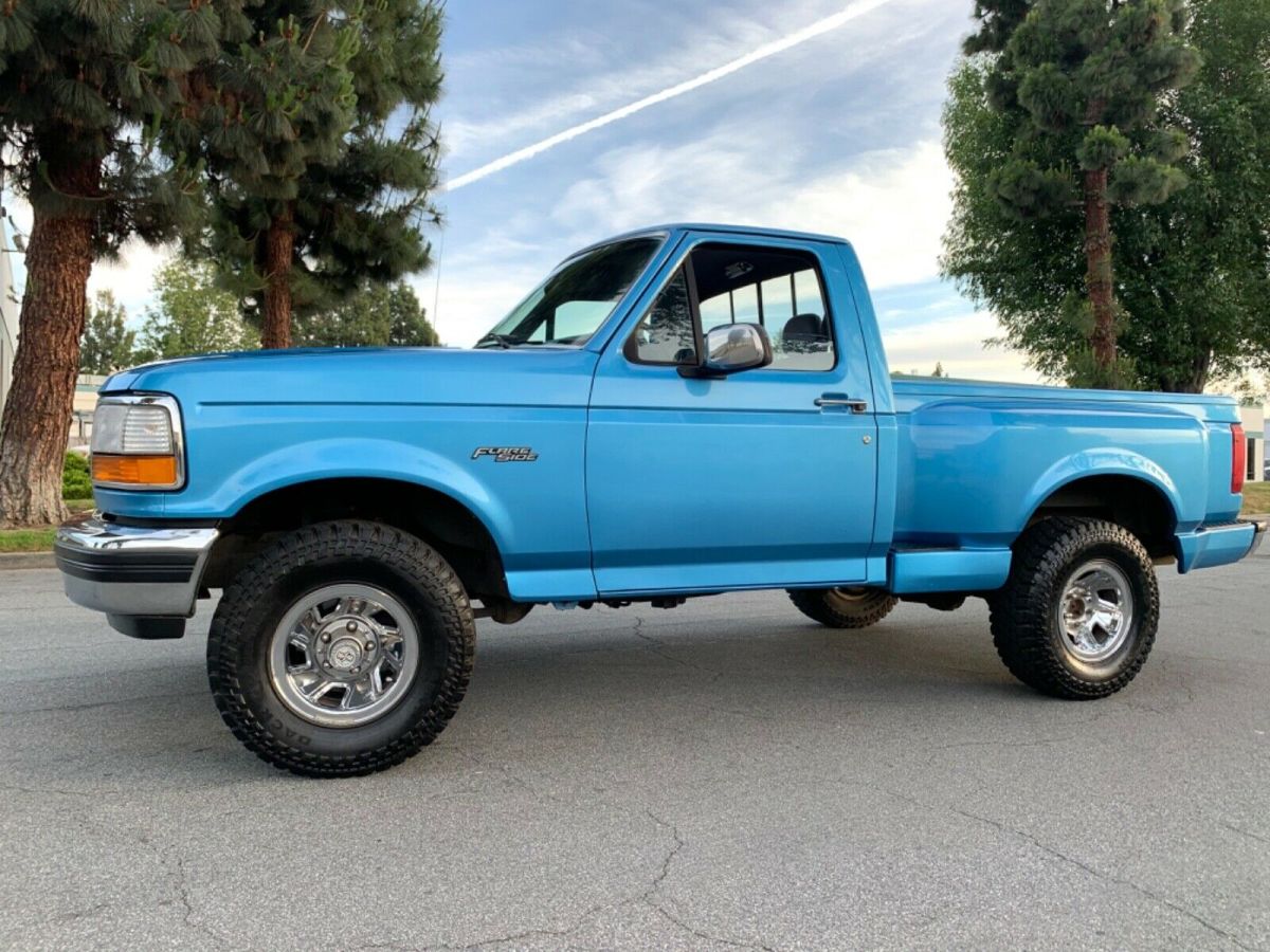 1992 Ford F-150 XLT FLARESIDE 4x4 SHORTBED PICKUP - photo 3