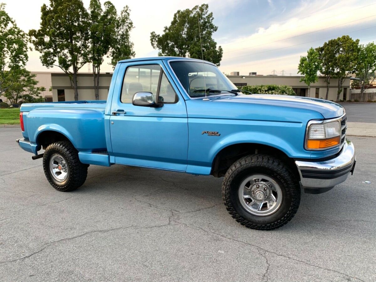 1992 Ford F-150 XLT FLARESIDE 4x4 SHORTBED PICKUP - photo 8