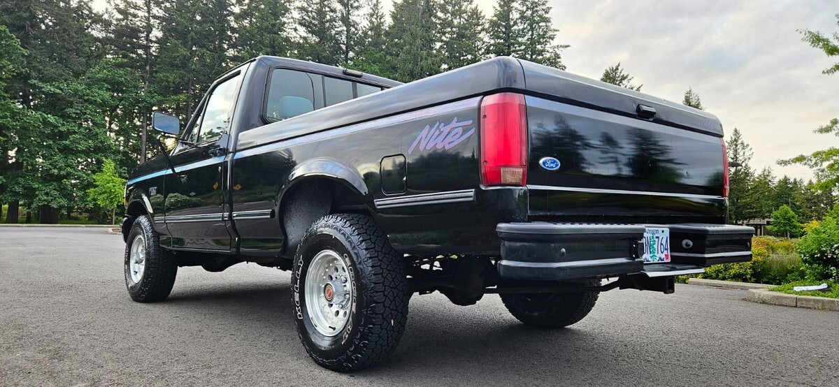 1992 Ford F-150 Ford XLT NITE EDITION 4X4 - photo 3