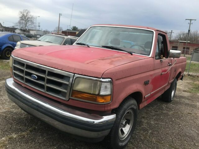 1992 FORD F150 WITH 149,911 MILES, HAS KEY STARTS & RUNS 1992 Ford F-150 Short Bed 2WD