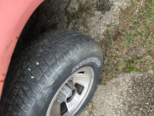 1992 Ford F-150 Short Bed 2WD - photo 4