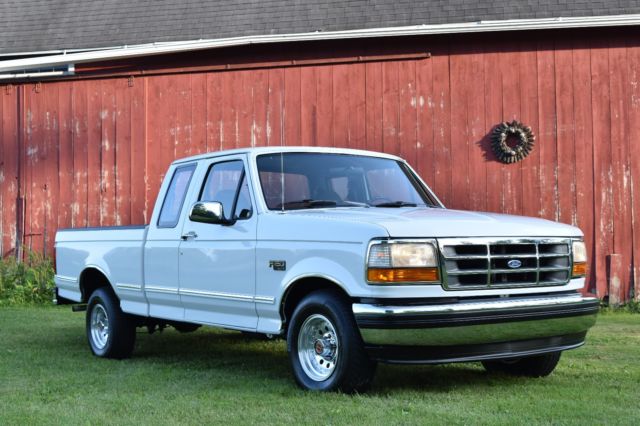 1992 Ford F-150 XLT - photo 2