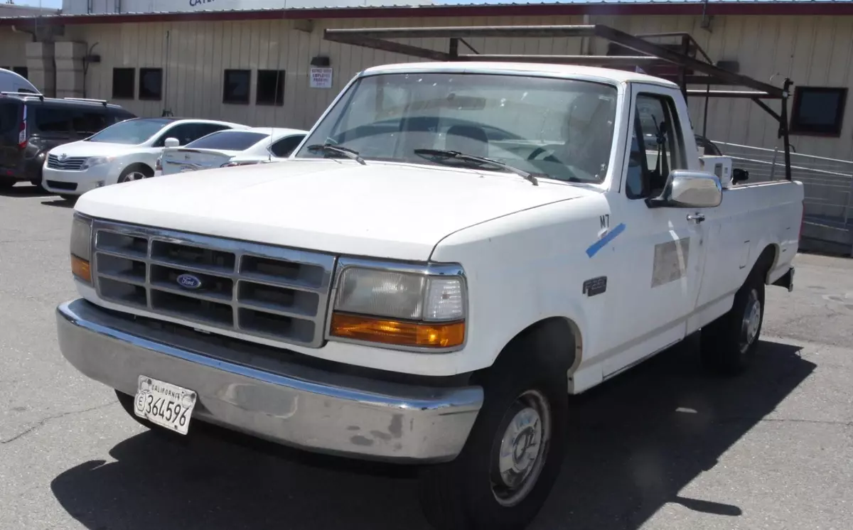 1992 Ford F250 (124K Miles) 7.5 L Gas Engine--Lumber Rack & Bed Boxes SEE VIDEO 1992 Ford F-250