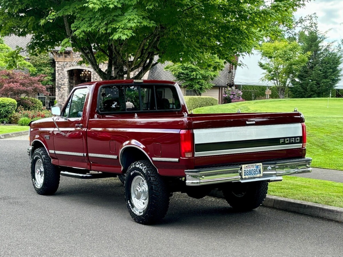 1992 Ford F-250 XLT HD 4X4 V8 - photo 6