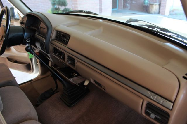 1992 Ford F-250 XLT - photo 11