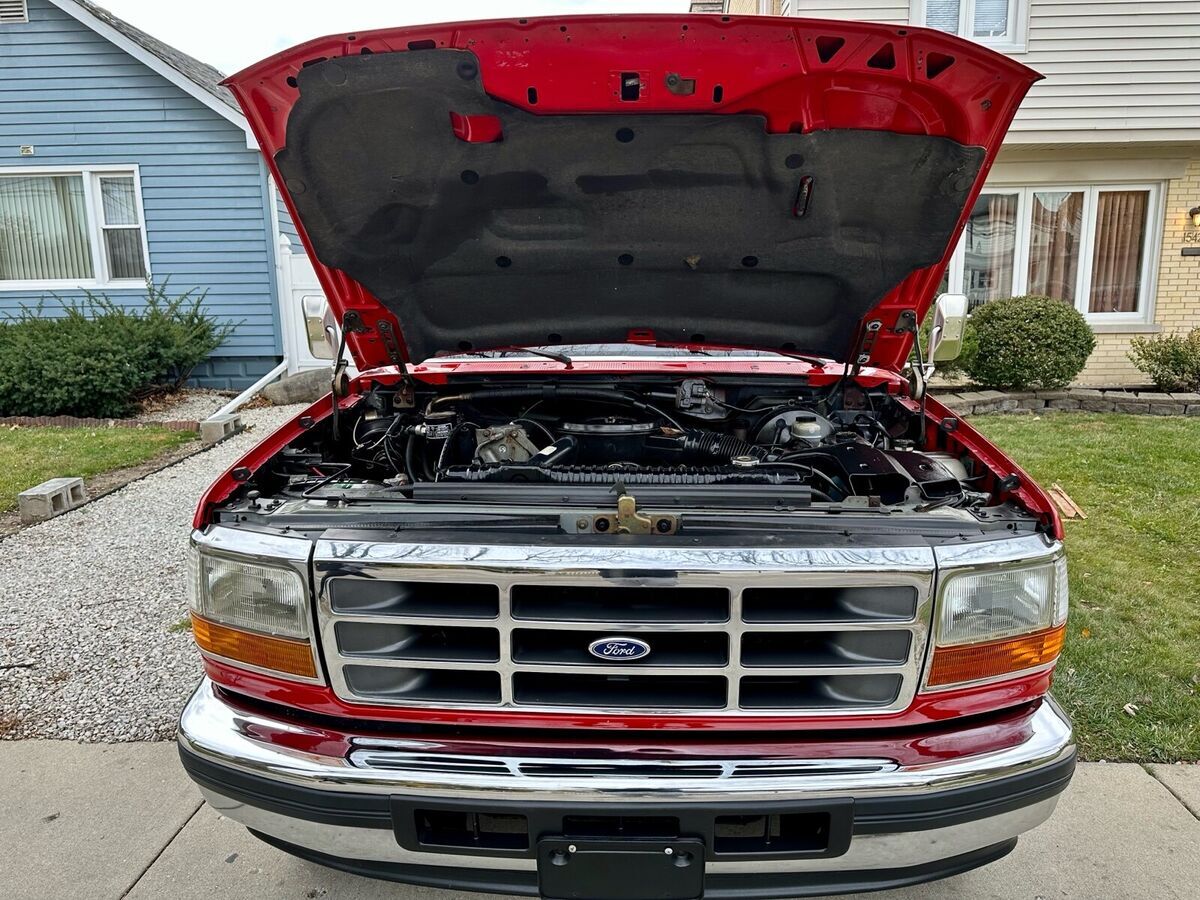 1992 Ford F350 7.3 Dually diesel 46k miles - photo 9