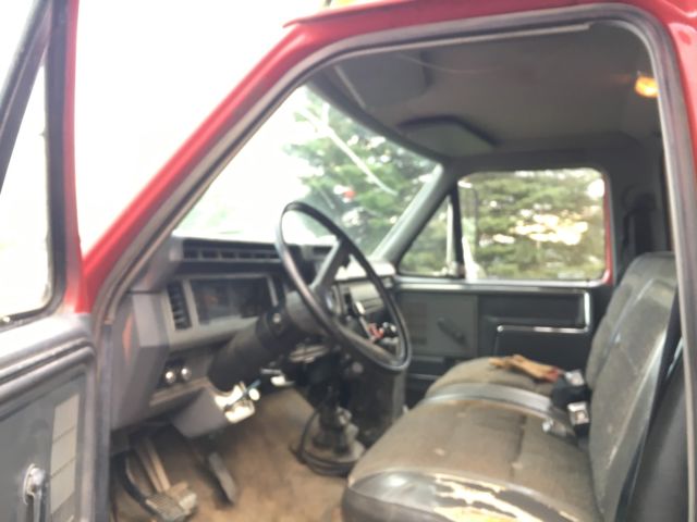 1992 Ford F700 2-door - photo 8