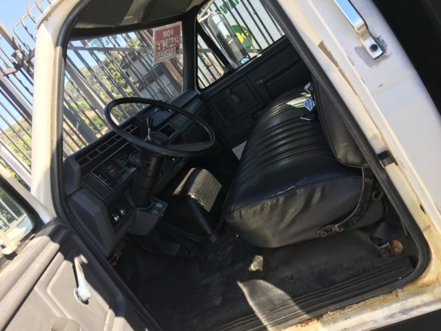 1992 Ford F-550 - photo 4