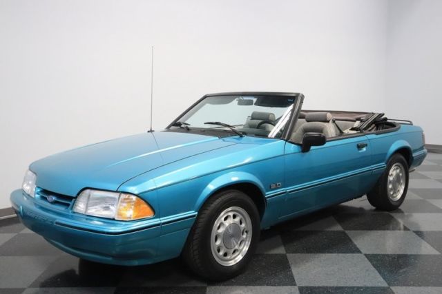 1992 Ford Mustang -- - photo 8