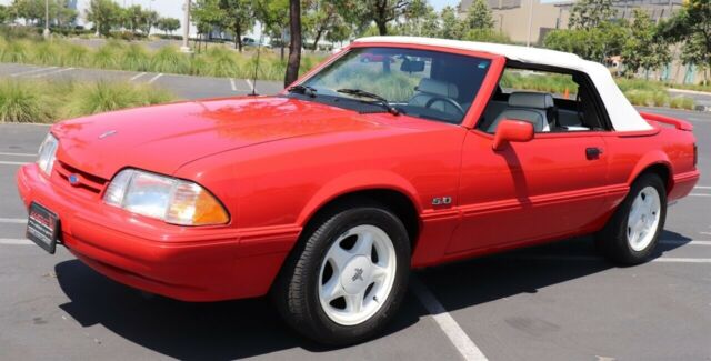 1992 Ford Mustang -- - photo 7