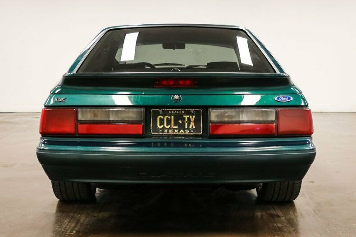 1992 Ford Mustang - photo 6
