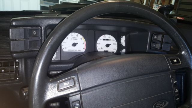 1992 Ford Mustang - photo 2