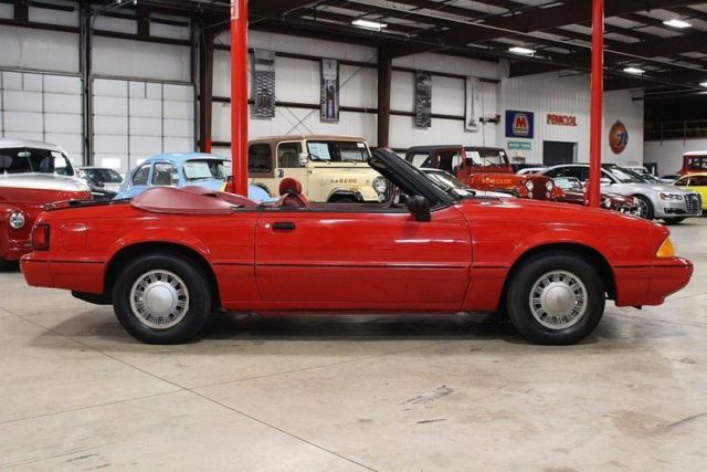 1992 Ford Mustang -- - photo 7