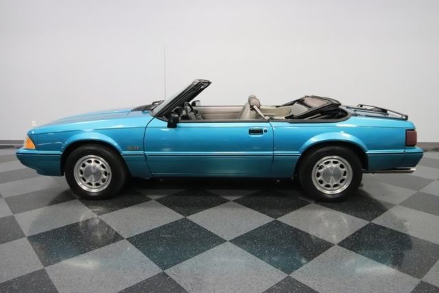1992 Ford Mustang -- - photo 12