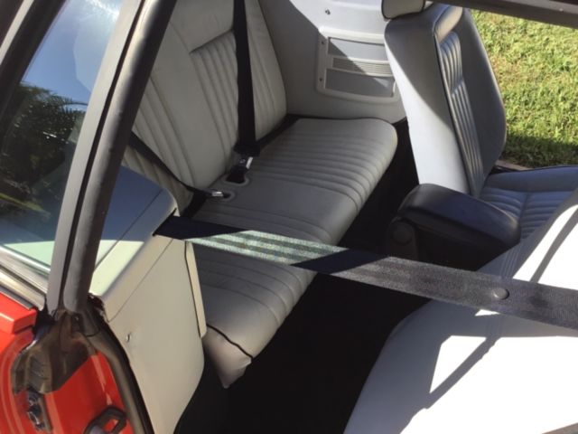 1992 Ford Mustang LX 5.0L SUMMERTIME EDITION - photo 13